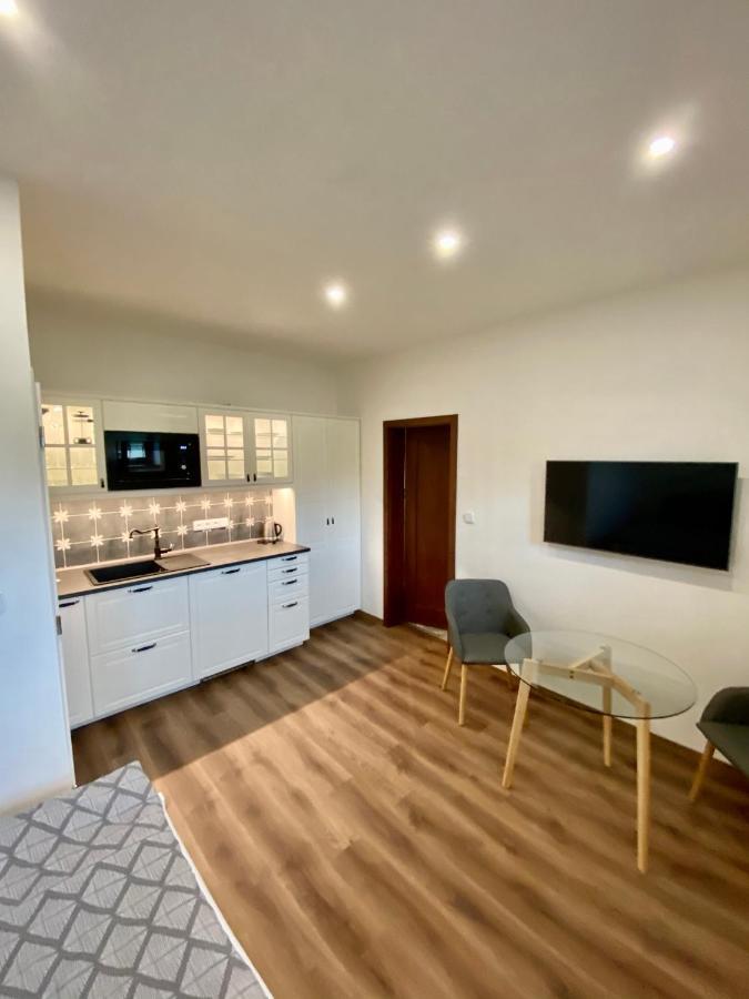 Apartmany V Ulicce Frymburk Luaran gambar