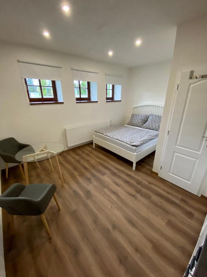 Apartmany V Ulicce Frymburk Luaran gambar