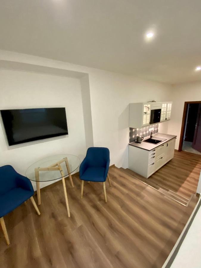 Apartmany V Ulicce Frymburk Luaran gambar