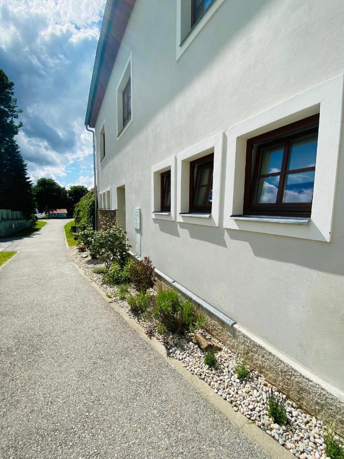 Apartmany V Ulicce Frymburk Luaran gambar