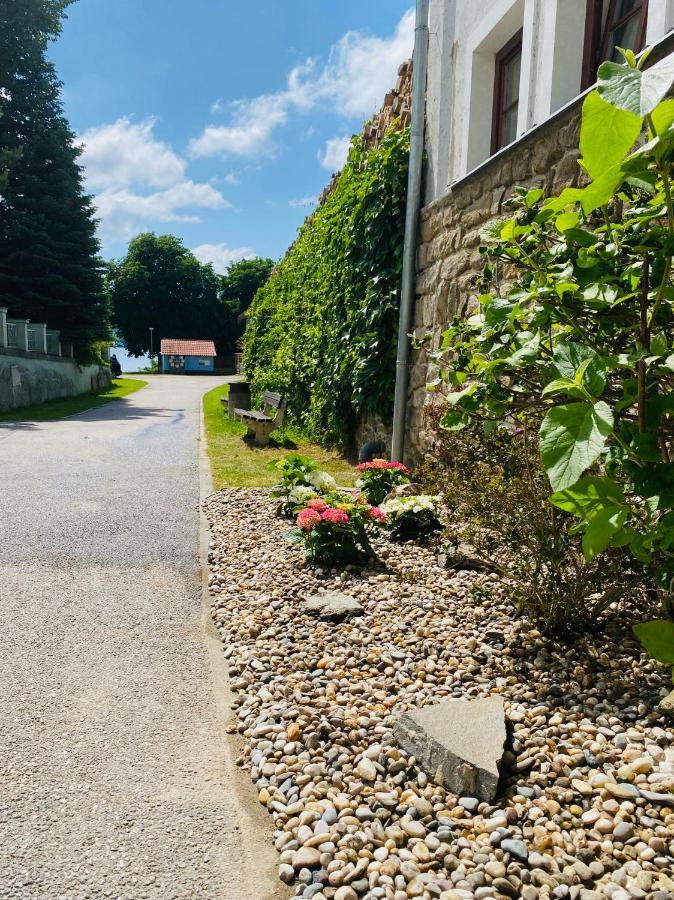 Apartmany V Ulicce Frymburk Luaran gambar