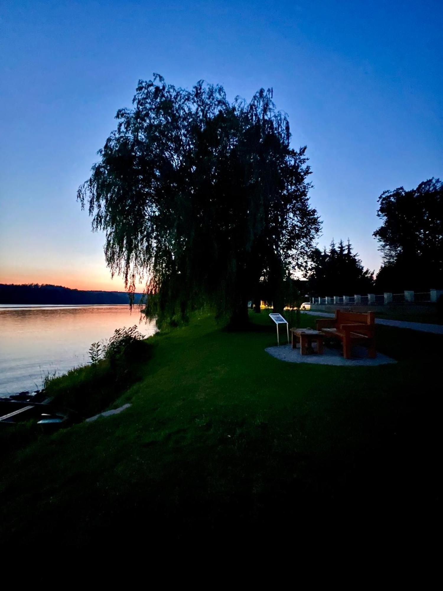 Apartmany V Ulicce Frymburk Luaran gambar