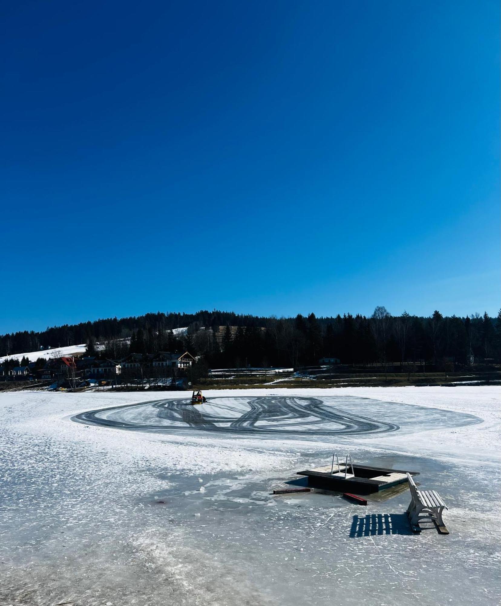 Apartmany V Ulicce Frymburk Luaran gambar